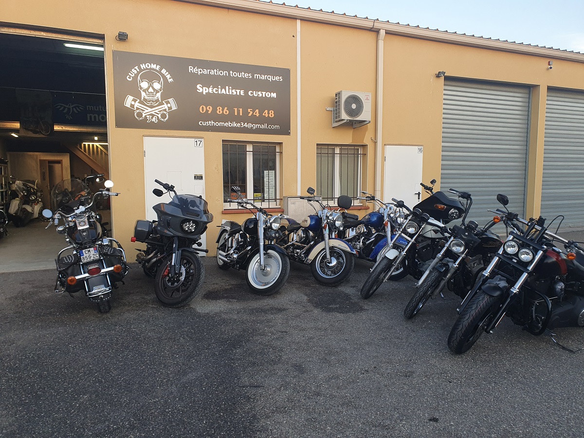 custhomebike34_motos_alignees_2